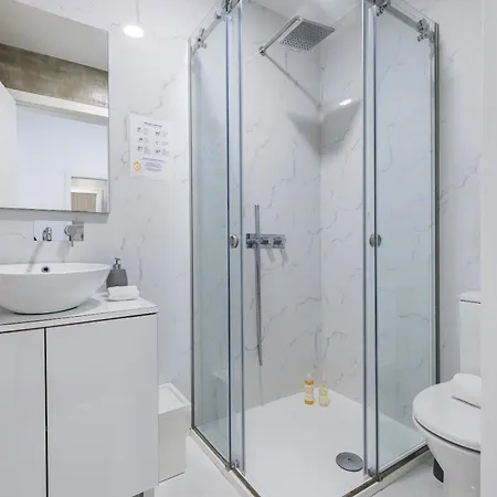 Moderno Com Terraço *