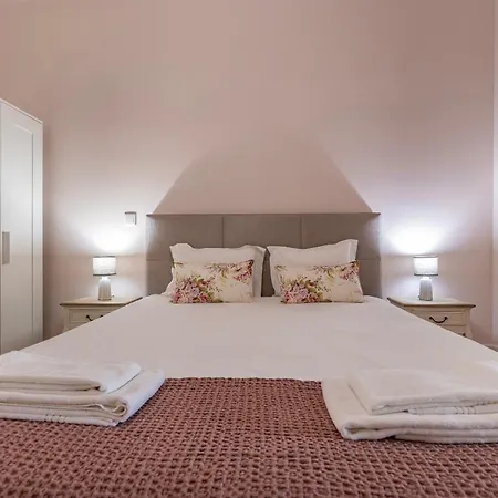 Moderno Com Terraco Lisboa